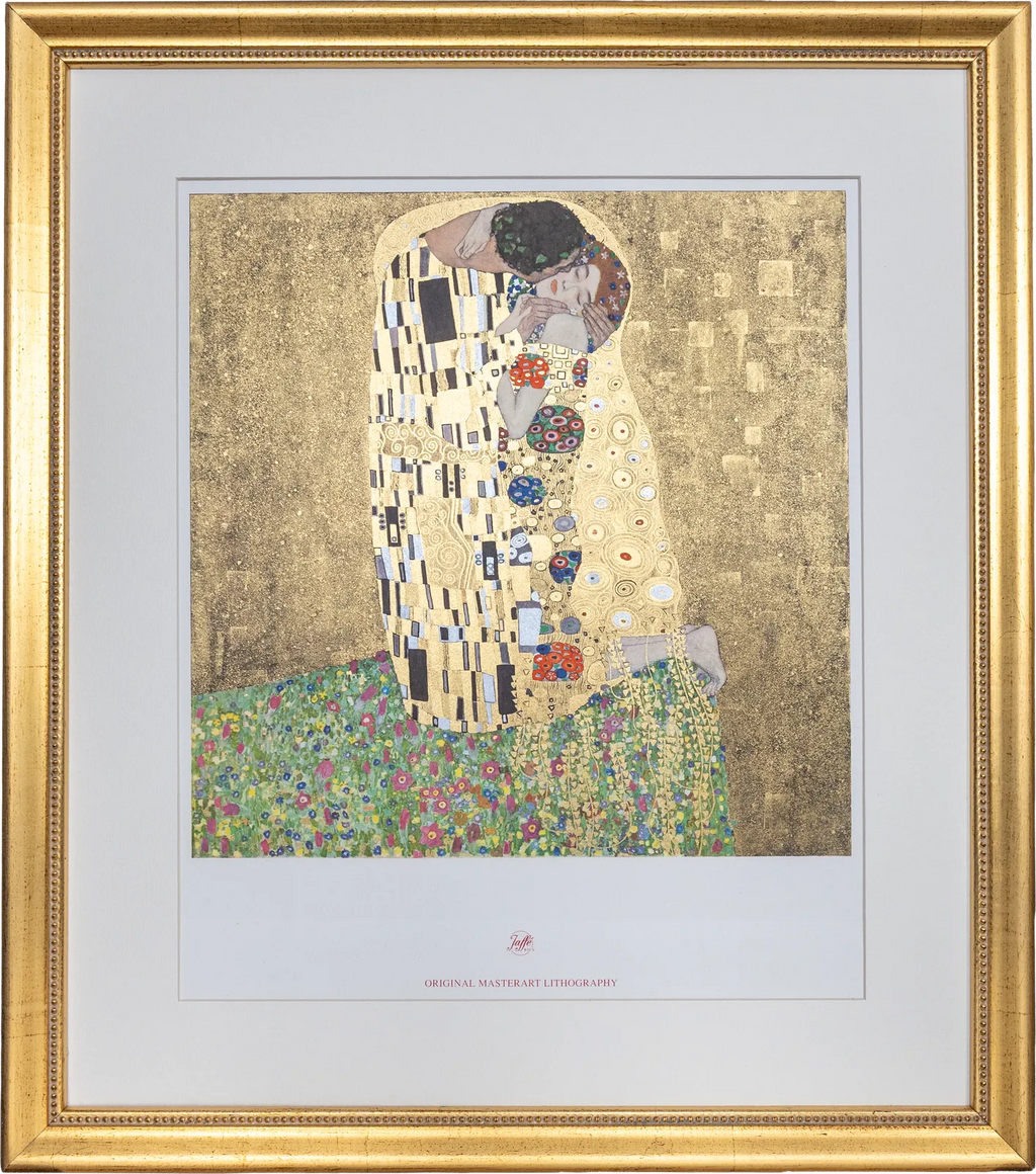 Gustav Klimt THE KISS